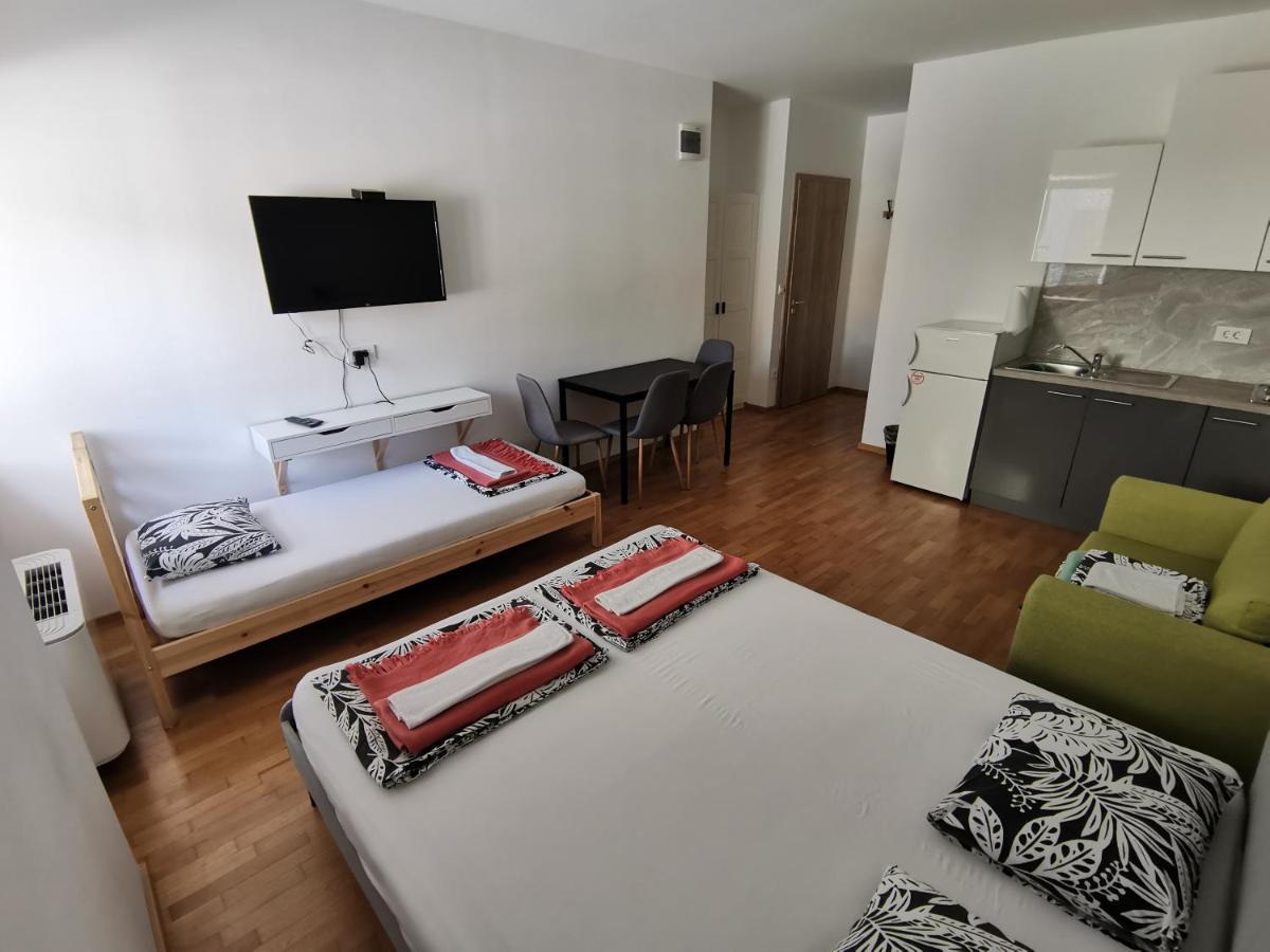 Pubyland Rooms & Apartments Rogatec Екстер'єр фото