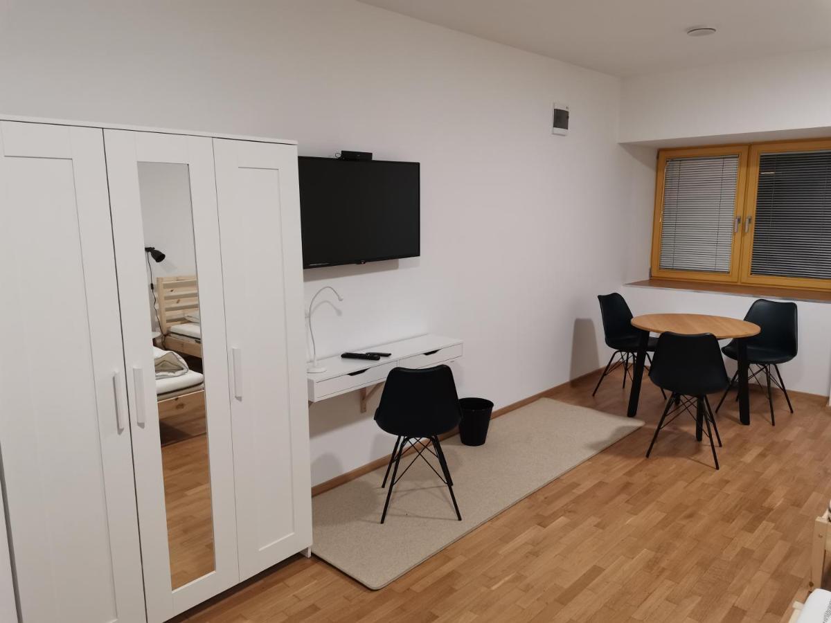 Pubyland Rooms & Apartments Rogatec Екстер'єр фото